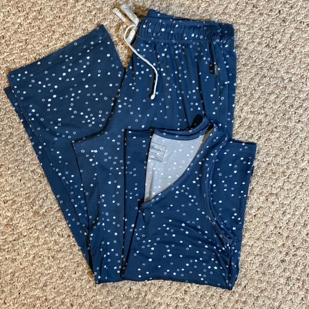 NWOT Eddie Bauer 2 Piece Lounge Set. Size Small